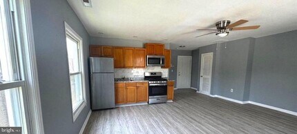 2211 W Tioga St in Philadelphia, PA - Building Photo - Building Photo