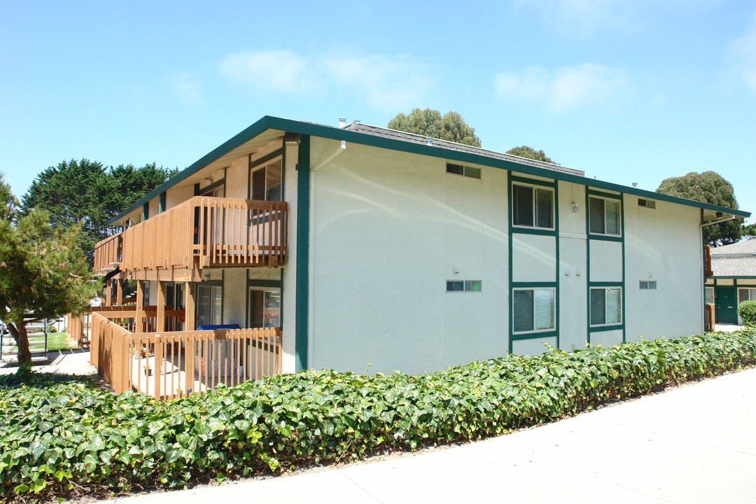 Cypress Gardens Apartments in Marina, CA - Building Photo