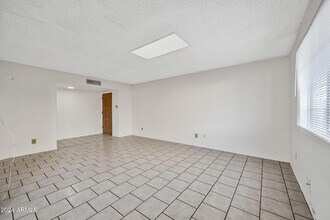 1121 E Carter Dr in Tempe, AZ - Building Photo - Building Photo