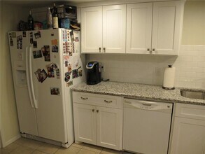 6905 Thorncliffe Dr in Austin, TX - Foto de edificio - Building Photo
