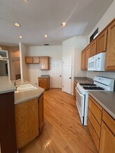 9224 Balboa Park Way in Elk Grove, CA - Building Photo - Building Photo