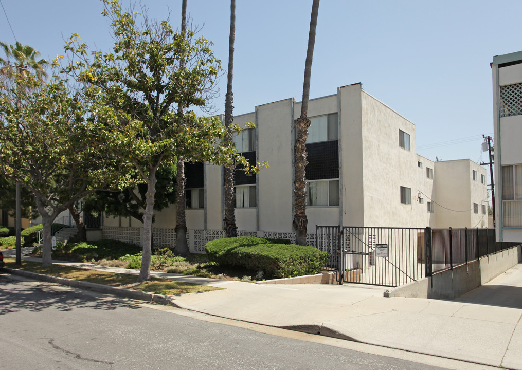 Osage Court Apartments in Torrance, CA - Building Photo