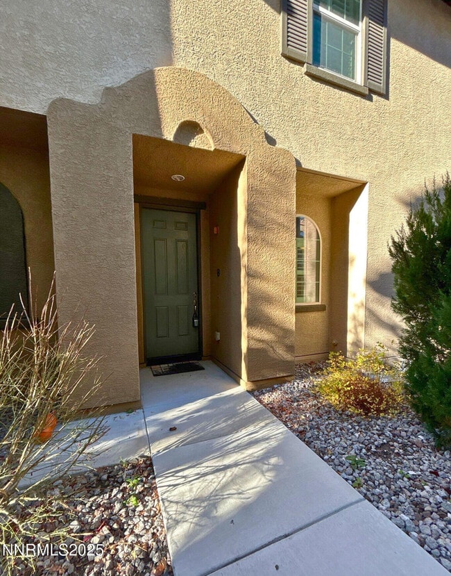 1828 Wind Ranch Rd in Reno, NV - Building Photo - Building Photo