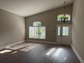 2420 SE Springtree Pl in Stuart, FL - Building Photo - Building Photo