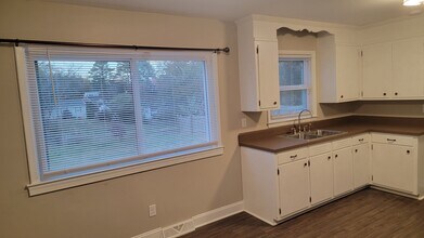 1789 Hausman Dr in Winston-Salem, NC - Building Photo - Building Photo