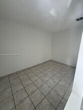230 NW 87th Ave in Miami, FL - Building Photo - Building Photo