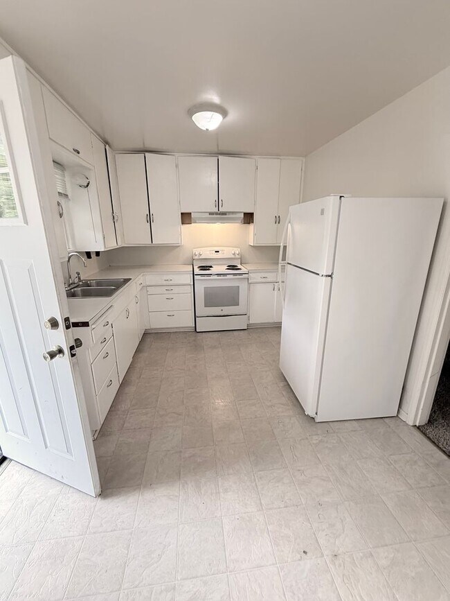 1124-1128 Perry Ave in Bremerton, WA - Building Photo - Building Photo