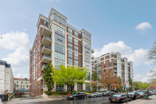 2020 Lofts in Washington, DC - Foto de edificio - Building Photo