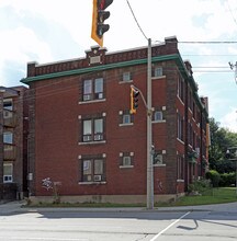 65-71 Sanford Ave S in Hamilton, ON - Building Photo - Building Photo