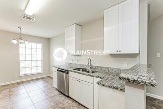 18747 Denise Dale Ln in Houston, TX - Foto de edificio - Building Photo