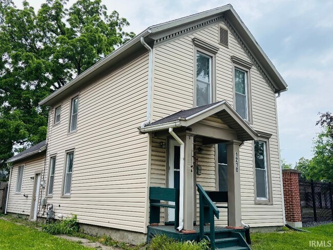 property at 1210 Union St