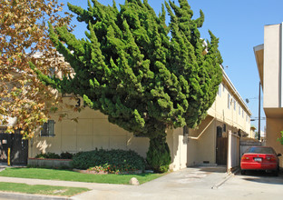 3106 Bagley Ave in Los Angeles, CA - Building Photo - Building Photo