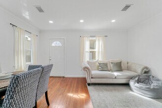 3259 La Clede Ave, Unit 3259 in Los Angeles, CA - Foto de edificio - Building Photo