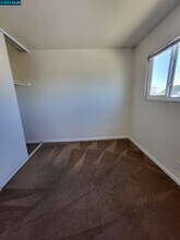 1345 C Sanford Ave in San Pablo, CA - Foto de edificio - Building Photo