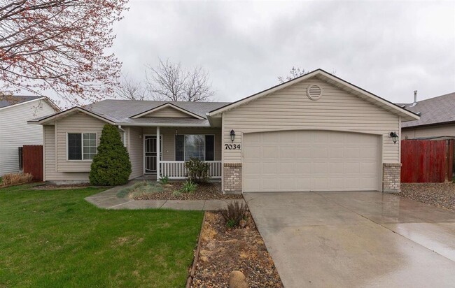 property at 7034 E Canterbury Ln