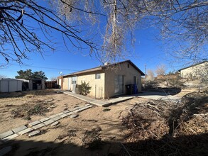 18820 Otomian Rd in Apple Valley, CA - Building Photo - Building Photo