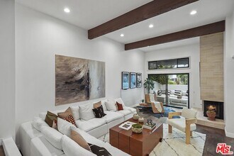1574 Michael Ln in Los Angeles, CA - Building Photo - Building Photo