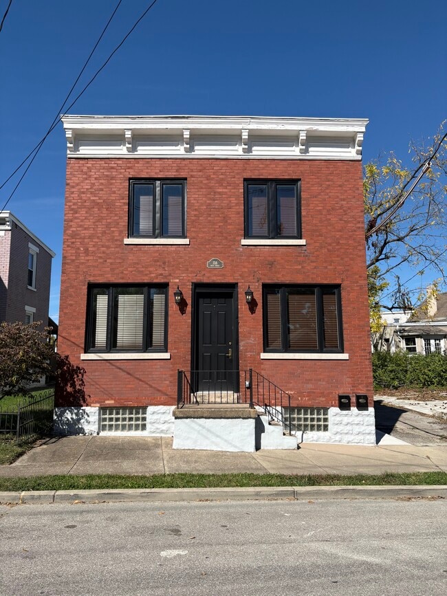 156 Main St, Unit Unit 2