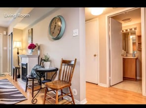 2285 Bur Oak Ave in Markham, ON - Building Photo - Building Photo