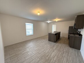 4 Northglen Dr in Billings, MT - Building Photo - Building Photo