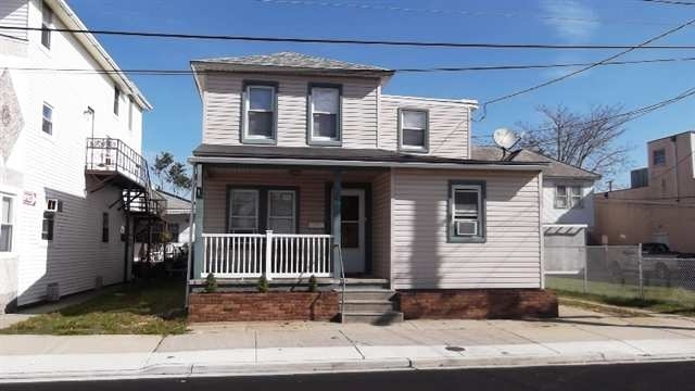 143 E Spencer Ave in Wildwood, NJ - Building Photo