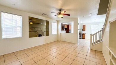 9431 Fort MacArthur St in Las Vegas, NV - Building Photo - Building Photo