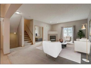 5059 Fountain Lane N in Plymouth, MN - Building Photo - Building Photo