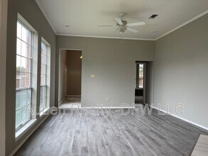 815 Valleybrooke Dr in Arlington, TX - Building Photo - Building Photo