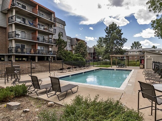 Meridian at Cherry Creek in Denver, CO - Building Photo - Building Photo