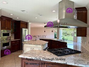 5958 Vía del Cielo in Pleasanton, CA - Building Photo - Building Photo