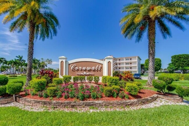 4007 Cornwall A in Boca Raton, FL - Building Photo - Building Photo