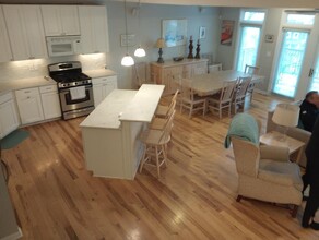 414 S Lakeshore Dr in Fontana, WI - Building Photo - Building Photo