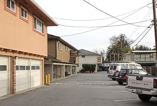 Coleman Apartments in Menlo Park, CA - Foto de edificio - Building Photo