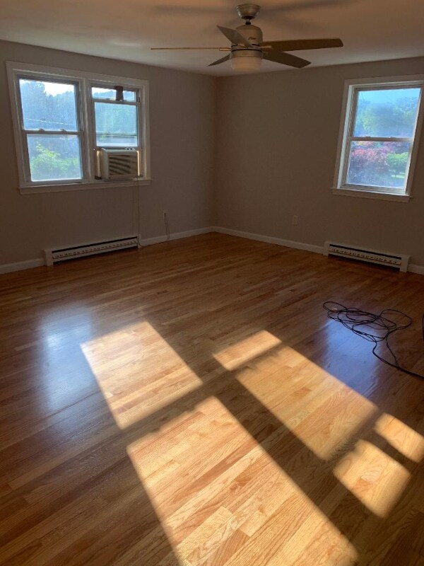 73 Shawn Dr, Unit 2 in Bristol, CT - Building Photo - Building Photo