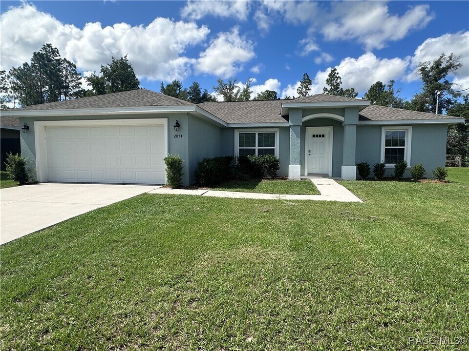 2854 W Edison Pl in Citrus Springs, FL - Building Photo
