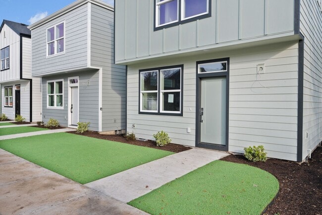 property at 2830 Crater Ln