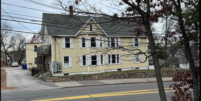 property at 125 Tarrytown Rd