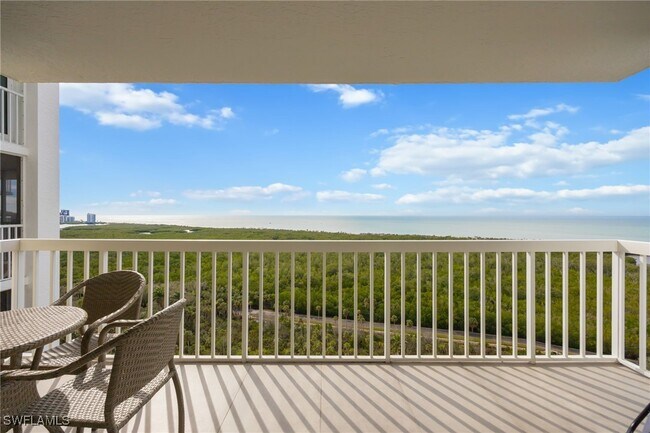 6573 Marissa Loop in Naples, FL - Building Photo - Building Photo