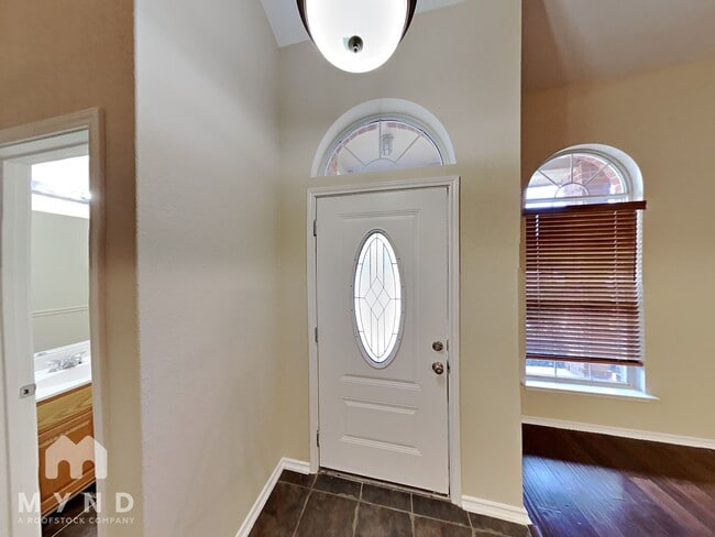 8930 Wolff Vista in Converse, TX - Foto de edificio - Building Photo