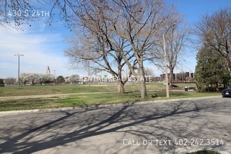 430 S 24th St in Lincoln, NE - Building Photo - Building Photo