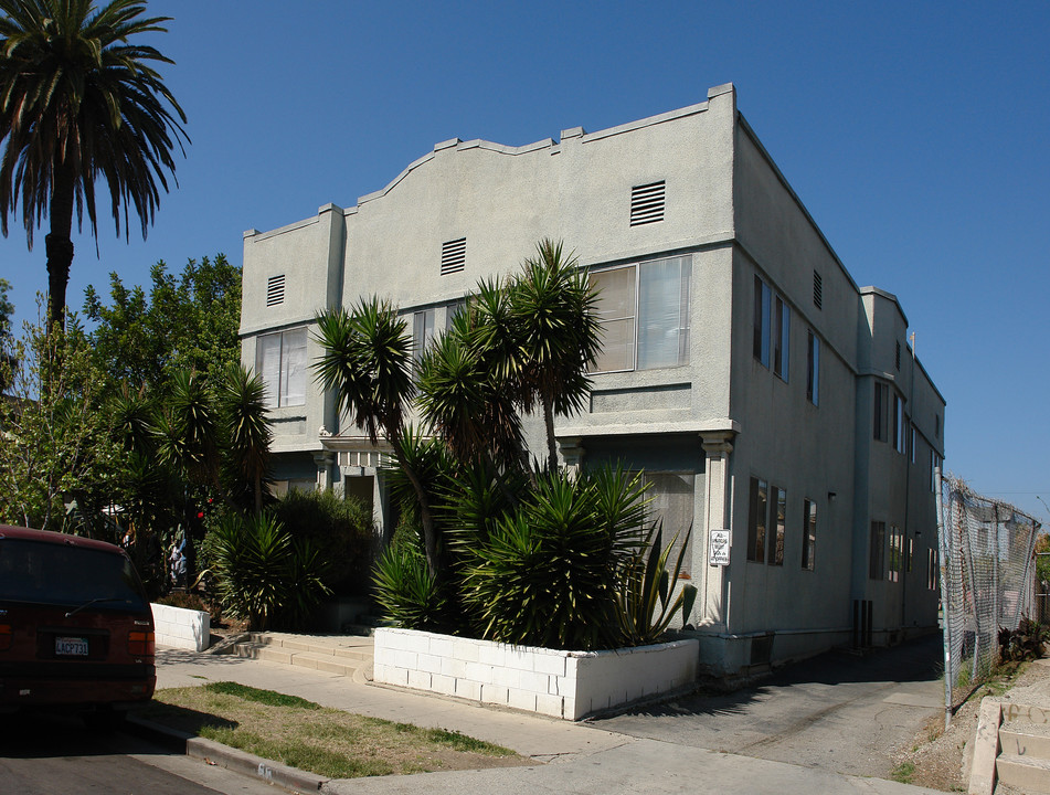 4433 N Burns Ave in Los Angeles, CA - Building Photo