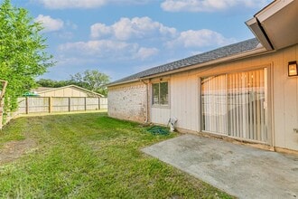 5523 Bridge Forest Dr in Houston, TX - Building Photo - Building Photo