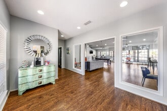 Camino Del Sol in Denton, TX - Foto de edificio - Building Photo