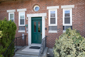 218 Madison St in Hoboken, NJ - Building Photo - Building Photo