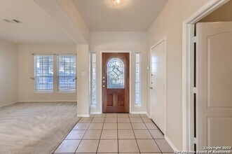 1026 Persian Garden in San Antonio, TX - Building Photo - Building Photo