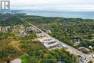 1575 Lakeshore Rd W in Mississauga, ON - Building Photo