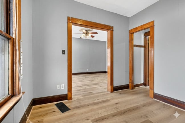 2977 E 66th St in Cleveland, OH - Building Photo - Building Photo