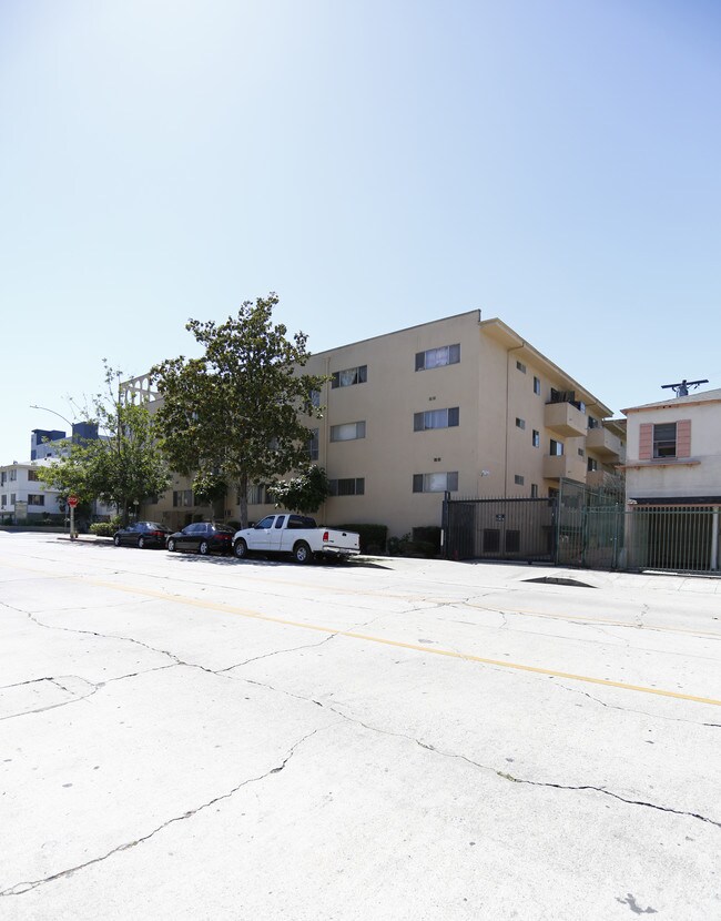 Andrews Manor in Los Angeles, CA - Foto de edificio - Building Photo