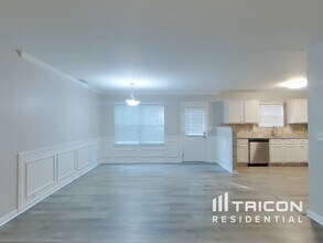 308 Hidden Creek Ln in Canton, GA - Building Photo - Building Photo