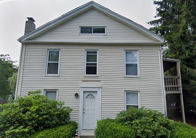 property at 9 Elm St